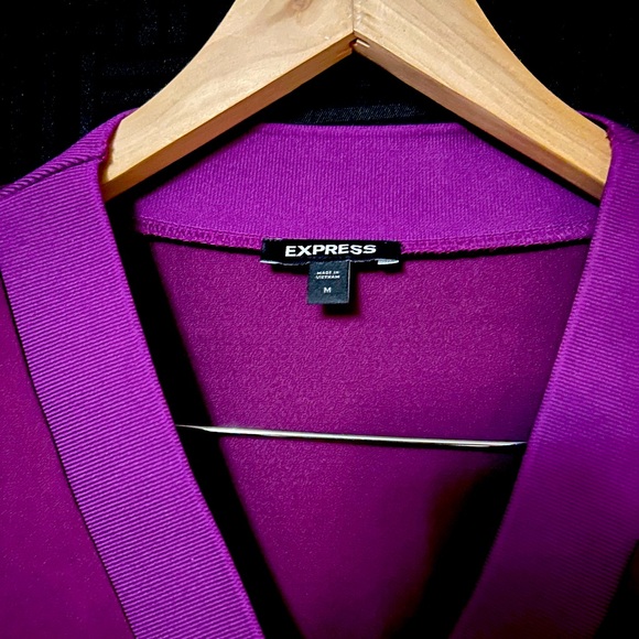 Express Blouse - Picture 2 of 5